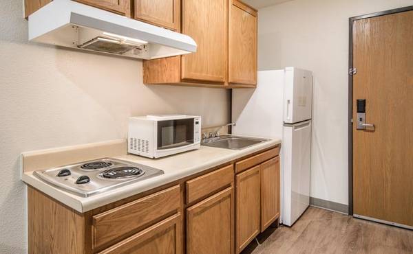 $1,319 / 1br - Call Today for Exclusive Monthly Specials - No Lease, No Deposit! (4505 N Interstate 35, Denton, TX)63796578847619123