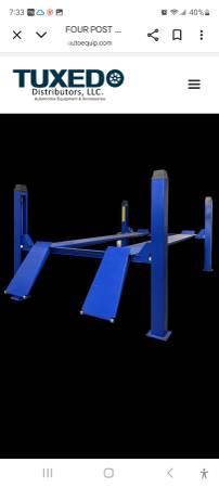 Four Post Car Lift 12,000 lbs. Capacity 1