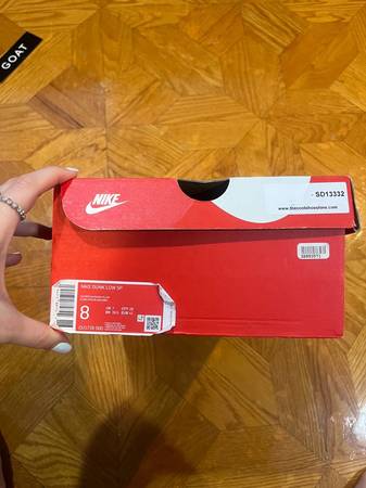 Nike Dunk Retro - $210 (West Hollywood)63471347747459123