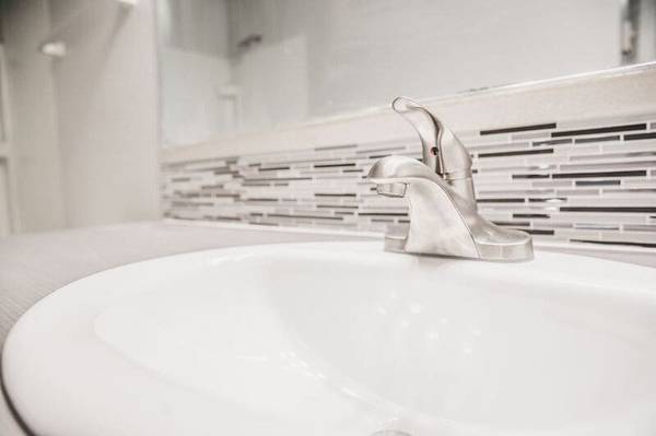 ✨Holiday Joy! 2bd Apt w/ 4 Months Free Rent! ❄️ 1