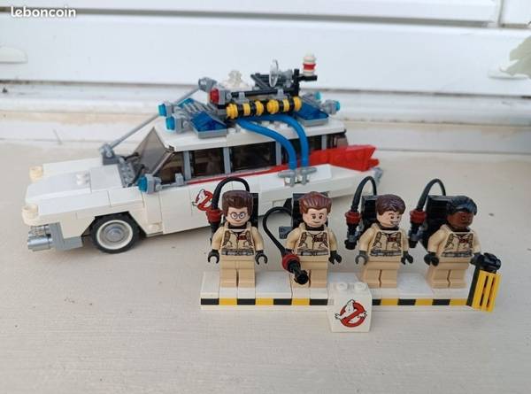 Lego Ghostbusters Set 21108 1