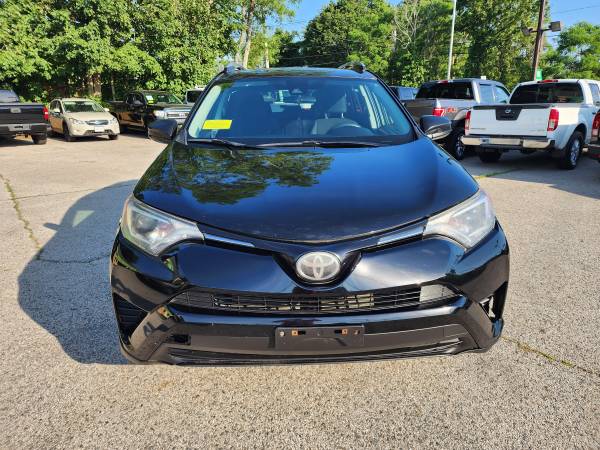 2017 Toyota Rav4 LE model SUV, runs great, low miles 2 previous owners - $12,995 (Rowley)63615697073667121