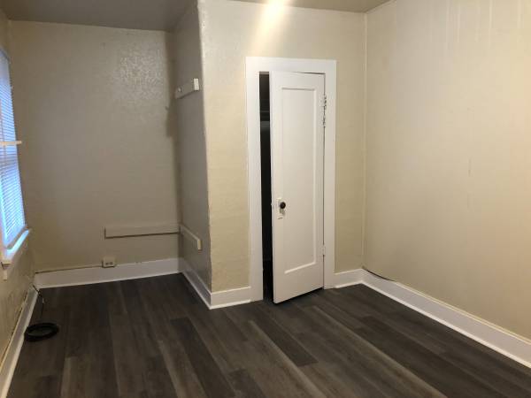 $1,350 / 4br - 1600ft2 - 715 NE Maple B (Pullman)63980821923075121