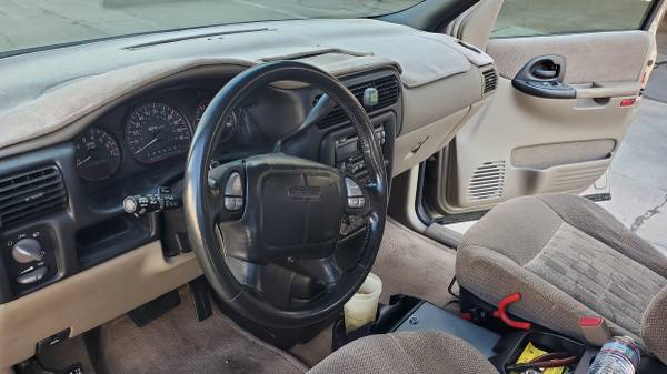 2001 Chevrolet venture Passenger or - Photo 15