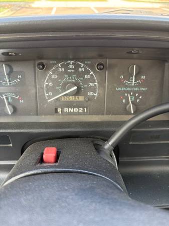 1996 Ford E250 5.8L v8 - Photo 10