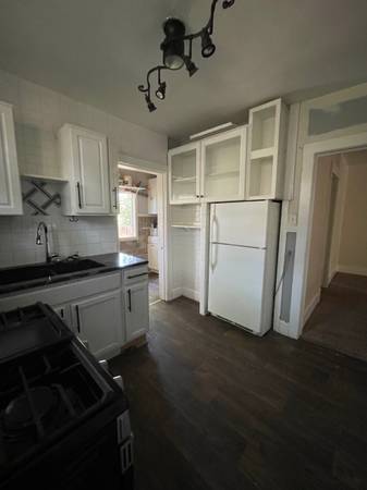 $1,800 / 2br - 1100ft2 - Shooks Run bungalow (Colorado Springs)63658230801793124