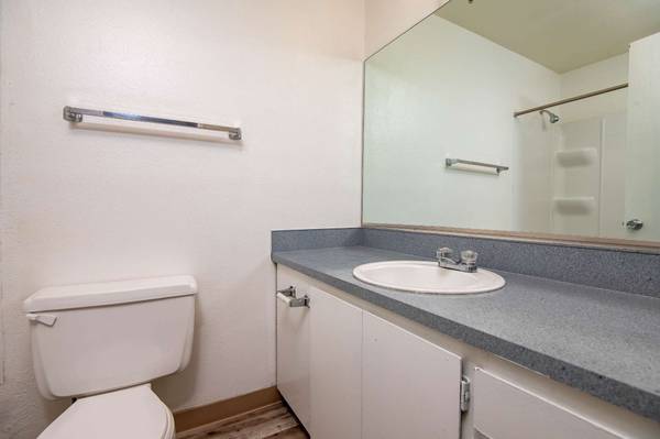 $916 / 440ft2 - Multiple laundry facilities on site! No need to wait for a wash! (Pasco)63674552550017124
