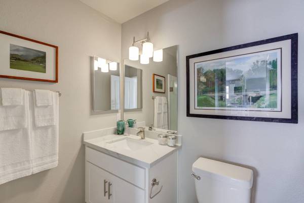 $2,669 / 2br - 1032ft2 - Spacious 2BR Townhome – Feels Like Home! - Apply Today ! (18005 W. Anne's Circle, Los Angeles, CA)63840114568833122