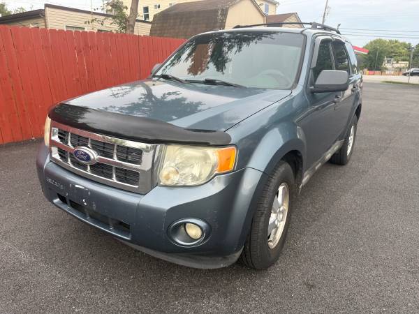 2010 Ford Escape XLT 1