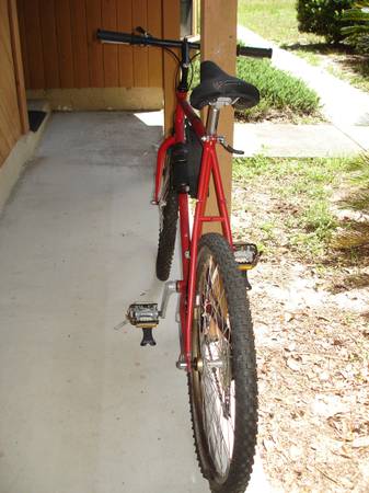 Dunnellon Vintage Jamis Dakota, Original 88 Rarely used Garage Kept 1