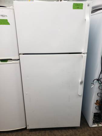 30" FRIDGE WHITE COLOUR  *****IN EXCELLENT WORKING CONDITION 1