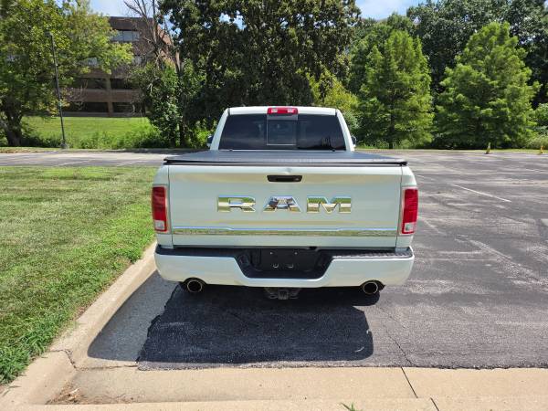 2017 RAM 1500 Laramie Limited - Photo 4