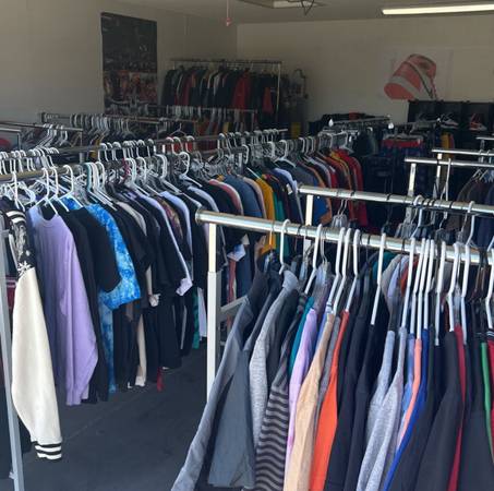 Community Pop up shop! 1