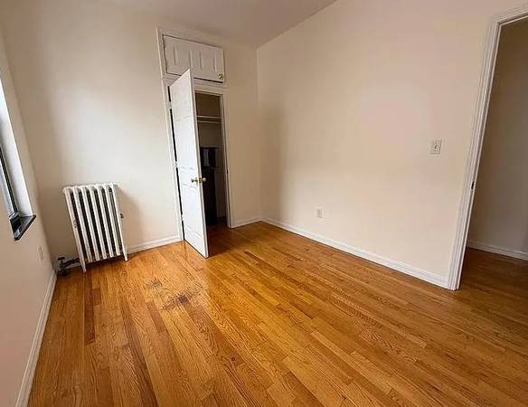 $1,400 / 2br - Spacious 2BR Apartment – Woodside (Queens)63854288086273123
