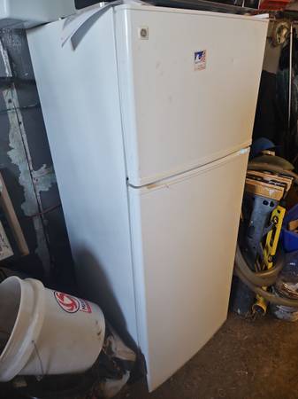 Apartment Refrigerators 1