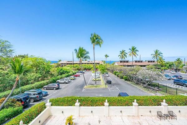 $2,800 / 2br - 846ft2 - 2 bed 2 bath condo with lanai, in-unit wash/dry, and PARKING (Kailua Kona off Kuakini Hwy)63939661004802124