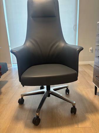 Office chair 1