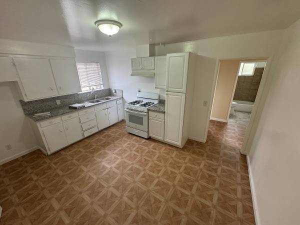 $2,650 / 2br - 900ft2 - 11300 Pajaro St (Castroville)64054765518850123