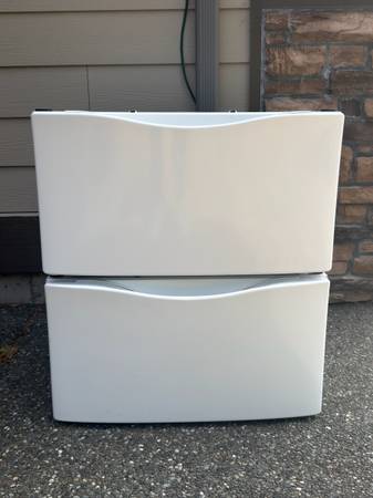 Washer & Dryer Pedestals/Storage Drawers 1