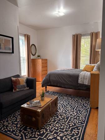 $1300.00 / 2br - 700ft2 - 722 Chapin St - Totalmente Amueblado, Apartamento de 2 Dormitorios en el Distrito Histórico de Beloit63846720504705121
