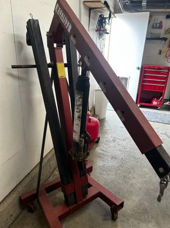 Engine hoist 1