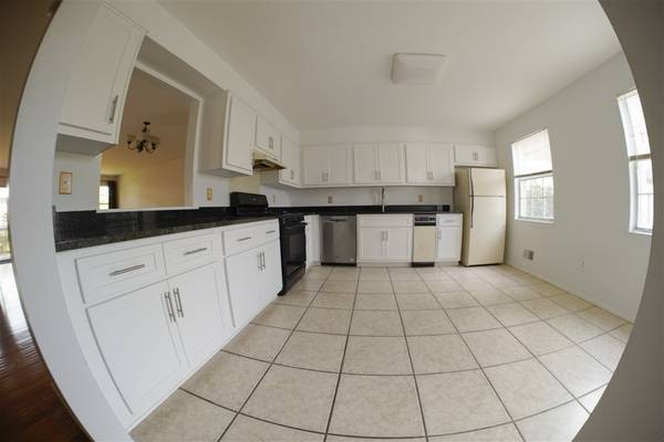 New Kitchen installation finished today!
$529,900
suffern New Kitchen installation finished today!
$529,900
suffern