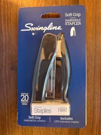 Small Swingline Stapler 1
