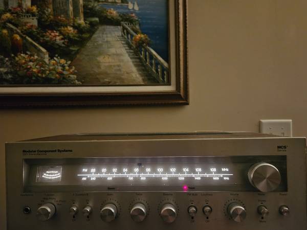 VINTAGE MCS MODULAR COMPONENT SYSTEMS 3207 STEREO RECEIVER/PHONO 1