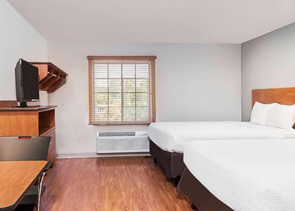 $1,200 / 1br - TARIFA CON DESCUENTO DE 4 SEMANAS. Todo incluido: WiFi, TV por cable, café por la mañana (Chattanooga)63993075810178122