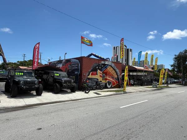 $6,999 / 120000ft2 - Lote de automóviles en alquiler en el centro de Fort Lauderdale, puede albergar hasta 45 autos (Fort Lauderdale)63825132958851121