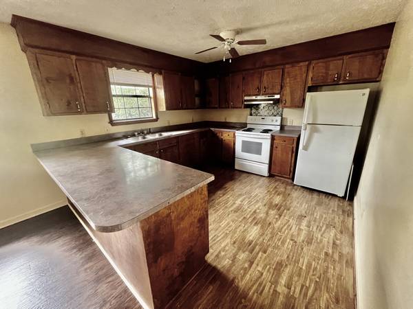 $725.00 / 2br - 2 Bed 1 Bath Apartment in Brookhaven, MS63406768786177121