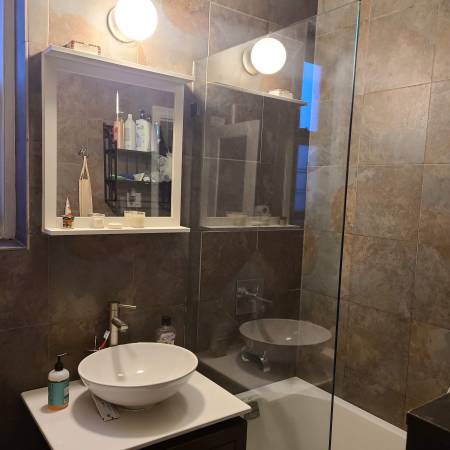 $850 / 2br - $850/ 1br - $850/ habitación amueblada, Cuarto en Renta, Dhome me qera (Bronx, Pelham Parkway)63689881343489123