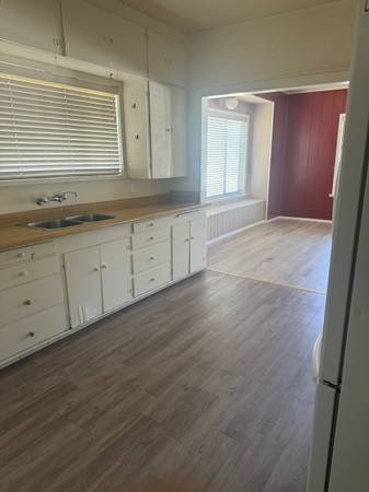 $1,375 / 2br - 1400ft2 - Charming 2+Bedroom/2 Bath House (Yreka)63678201138817123