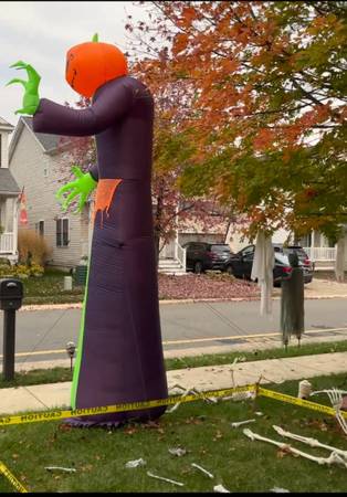 Complete Halloween Decorations 1