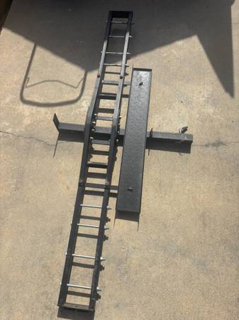 Hitch-Mounted Motorcycle Carrier with Loading Ramp. 1
