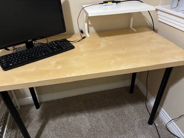 Desk 1