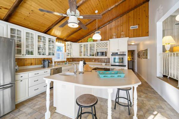 $1,995 / 2br - Beautifully Furnished O.C. Rental (Ocean City)63839296645633122
