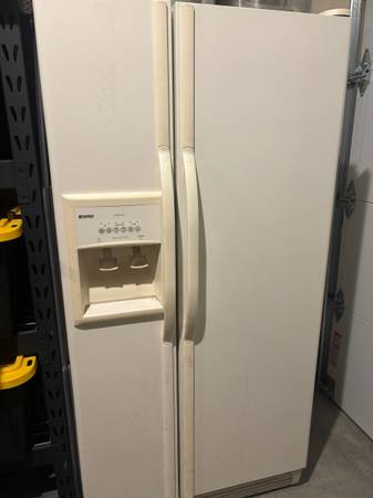 Kenmore Coldspot 1