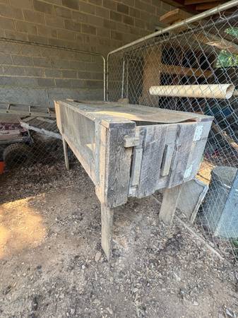 Rabbit hutch 1