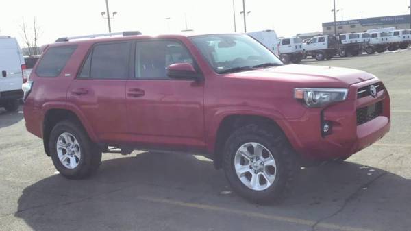2024 Toyota 4Runner SR5 Obtén la preaprobación en 5 minutos - $44,755 (+ Nikola Andric)63470607708545121