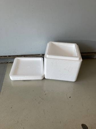 Styrofoam cooler small free 1