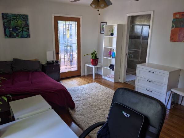 $3,200 / 3br - Peaceful Forest Home with Pool and Gardens (Grass Valley)63952108740738123