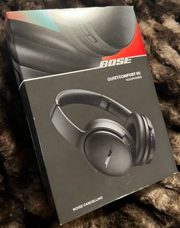 Bose QuietComfort SC Noise Cancelling Headphones 1