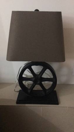 RESTORATION HARDWARE RH GEARWORKS IRON TABLE LAMP. 1