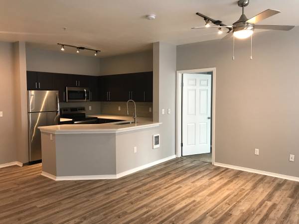 $2,350 / 2br - 1163ft2 - Open the Door to Possibilities: Experience Living at Its Very Best! (Beaverton - Nike)63831753516033120