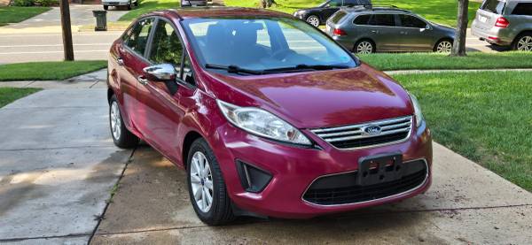 FORD FIESTA 82k Miles- NEW INSPECTIONS PERFECT CONDITIONS - $5,950 (Springfield)63439859286403121