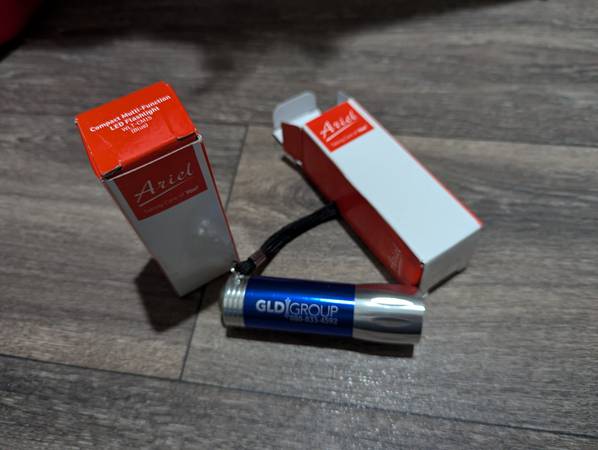 3 LED Flashlights 1