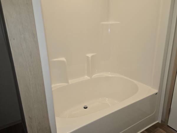 $319,000 / 3br - 1512ft2 - Casa Nueva en Fairview (Fairview)64029212843522121