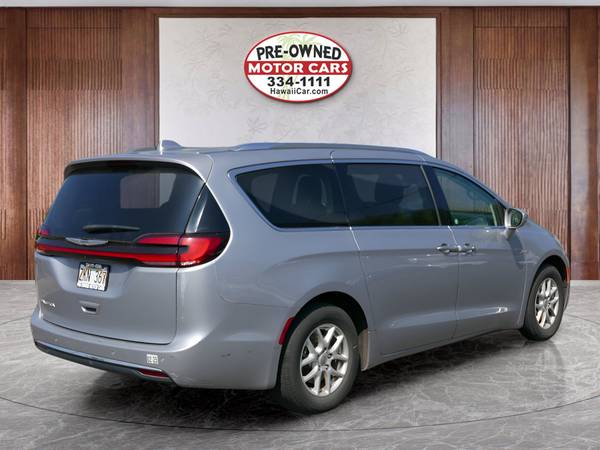 2021 Chrysler Pacifica Touring L van Billet Silver Metallic Clearcoat - $26,995 (CALL 844-582-1270 FOR AVAILABILITY)63617636512003124