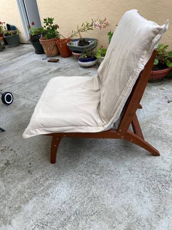 Mid century chair 1